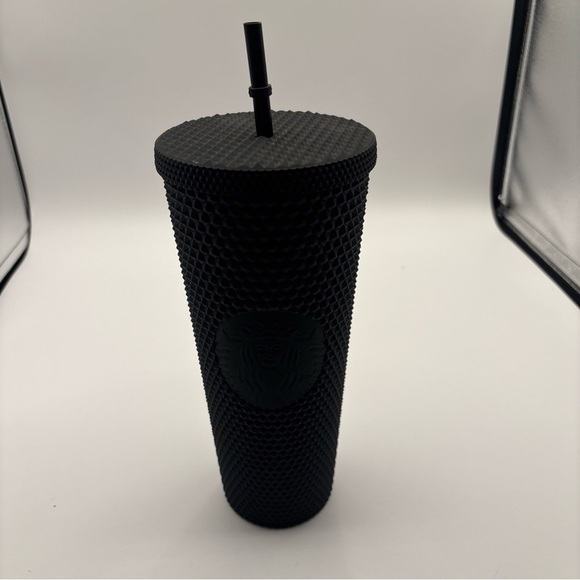 STARBUCKS BLACK MATTE STUDDED TUMBLER WITH STRAW 24 Oz LNC 2019-2021 - Picture 2 of 11